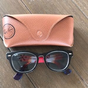 💯 authentic RayBans